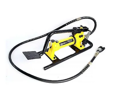 Насос гидравлический ножой, 0,6 л CAR-TOOL CT-E1135