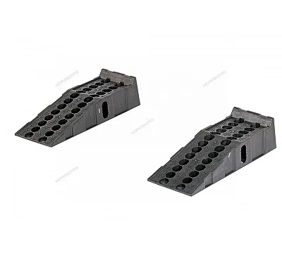 Пандусы напольные, автомобильные, 2,5 т, 2 шт NORDBERG N30R2.6