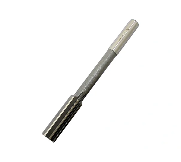 Развертка d 18,0 Н7 ц/х машинная цельная Р6АМ5 (56х182) CNIC
