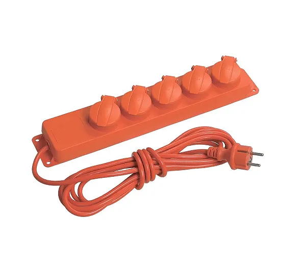Удлинитель с 5 розетками, 5 м, IP44 IEK WYP10-16-05-05-44-N